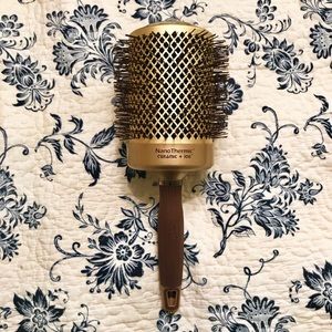 Olivia Garden NanoThermic Ceramic + Ion Brush